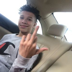 Meet your Posher, Marion